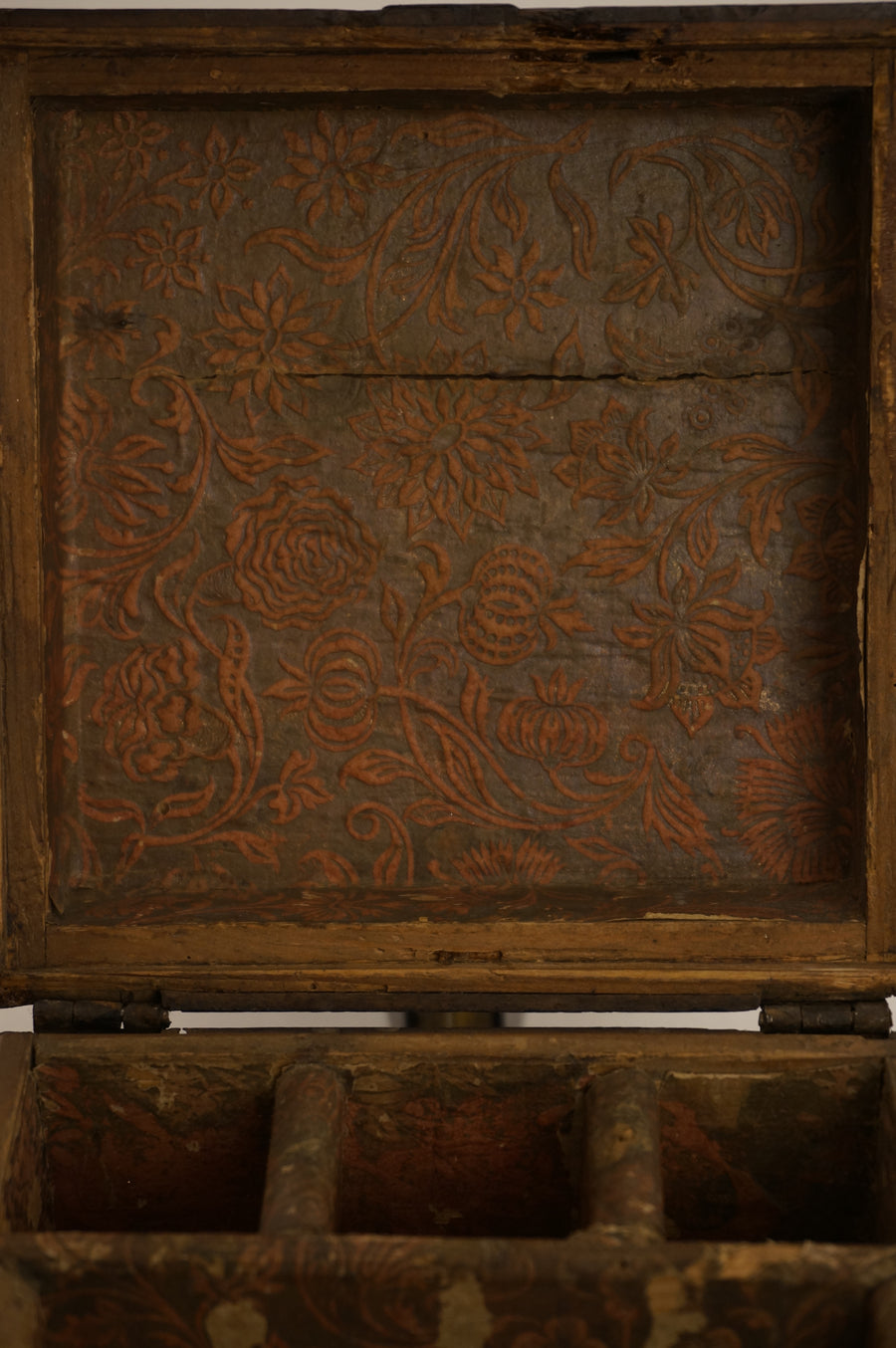 Arqueta-Caja de boticario. S. XVI-XVII